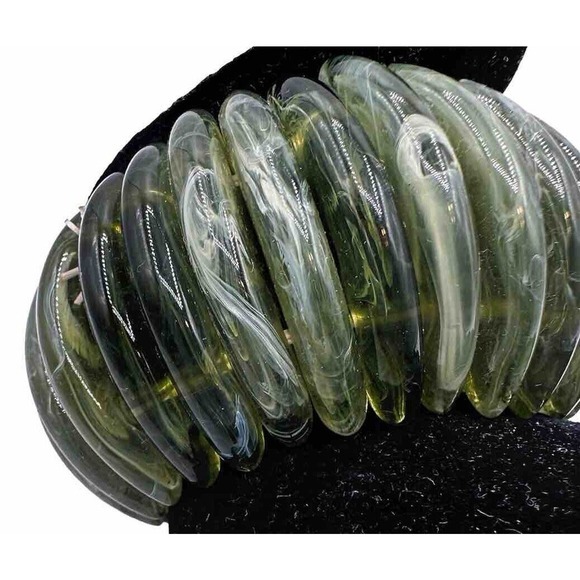 Marbled Green Resin Stretch Cuff Bracelet Chunky Ribbed Bangle Fairycore J-01 - Picture 4 of 7